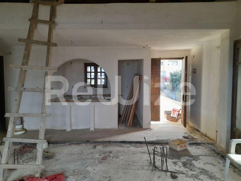 Photo 8,Living Room,SALE,Residency,Maisonette,160sqm,€120,000,Nea Roda