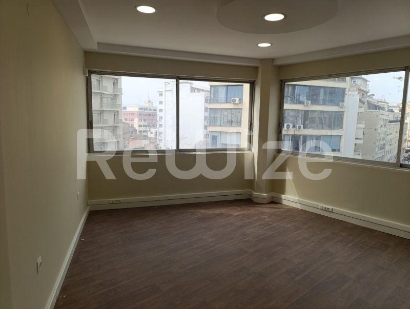 Photo 11,Σαλόνι,ΕΝΟΙΚΊΑΣΗ,Επαγγελματικό,Γραφείο,70τ.μ,€850,Κέντρο Θεσσαλονίκης