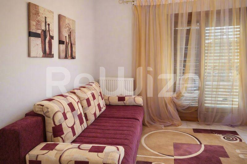 Detached house 250 m² in Aristotelis, living room