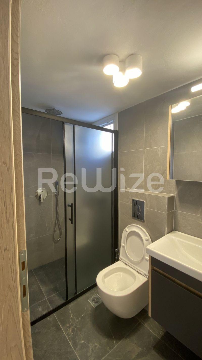 Photo 19,Μπάνιο,ΕΝΟΙΚΊΑΣΗ,Κατοικία,Διαμέρισμα,55τ.μ,€800,Άγιος Δημήτριος