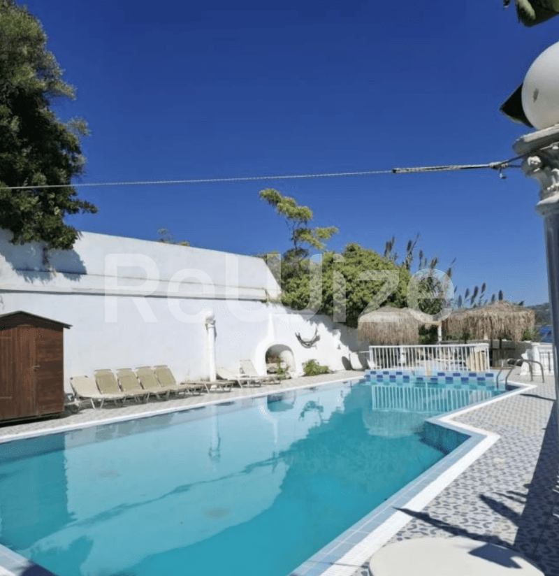 Photo 1,Πισίνα,ΕΝΟΙΚΊΑΣΗ,Επαγγελματικό,Κτήριο,310τ.μ,€630,000,Ζάκυνθος