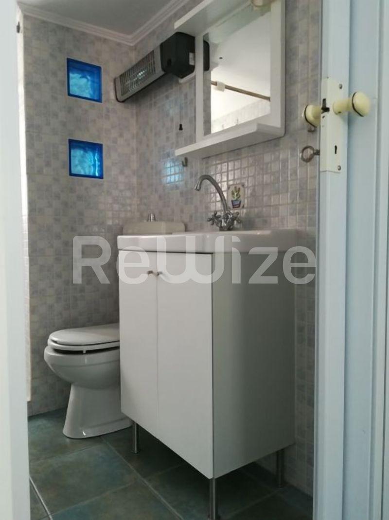 Photo 12,Μπάνιο,ΕΝΟΙΚΊΑΣΗ,Κατοικία,Διαμέρισμα,52τ.μ,€500,Κέντρο Θεσσαλονίκης