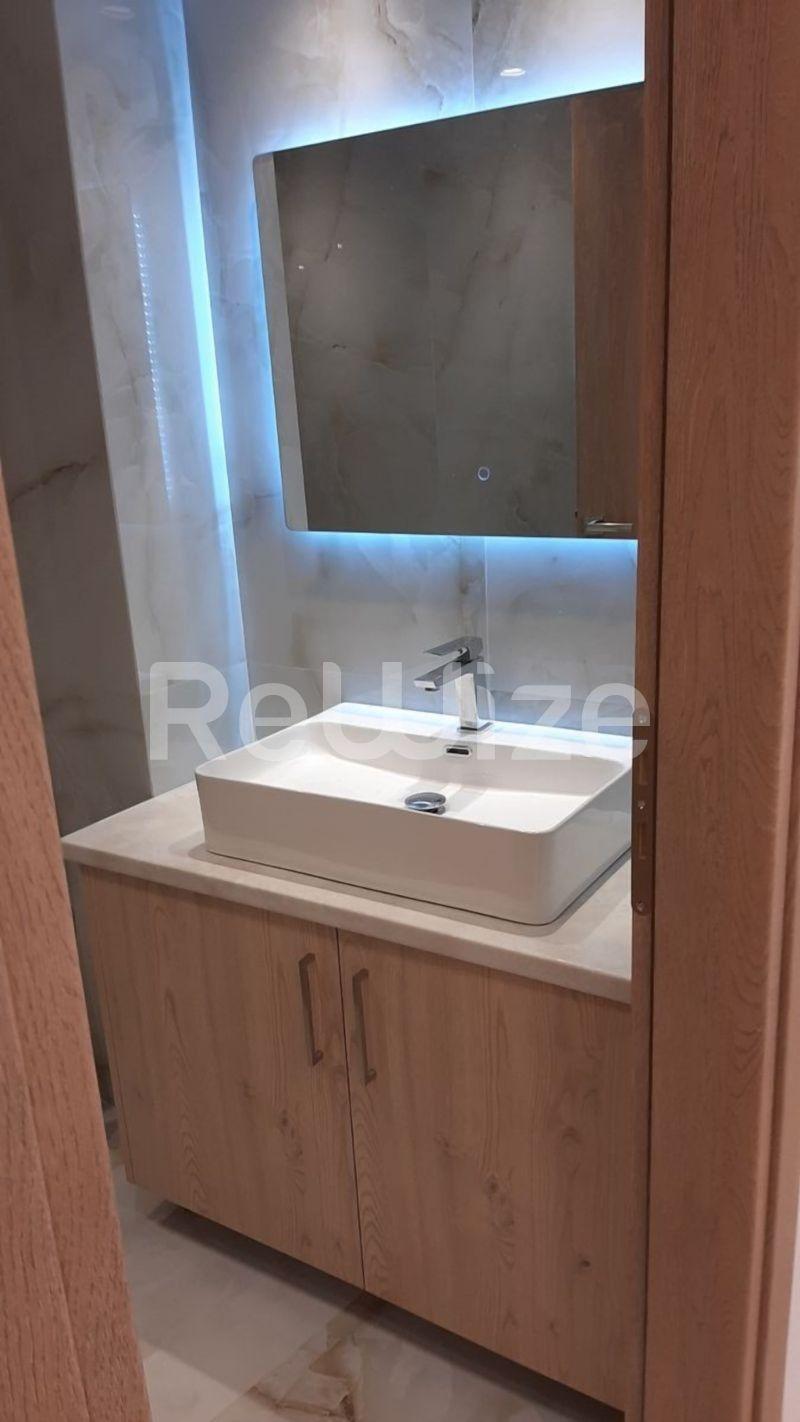 Photo 11,Μπάνιο,ΕΝΟΙΚΊΑΣΗ,Κατοικία,Διαμέρισμα,40τ.μ,€500,Παγκράτι