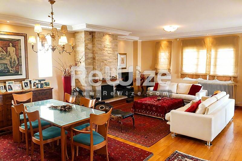 Μονοκατοικία 238 τ.μ. στην Πυλαία-Χορτιάτη, σαλόνι