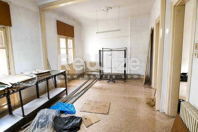 Κτήριο 700 τ.μ. στη Θεσσαλονίκη, σαλόνι