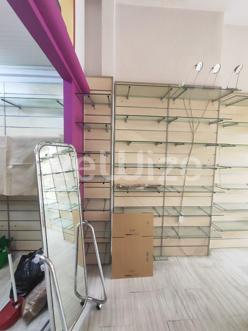 Photo 5,Μπάνιο,ΕΝΟΙΚΊΑΣΗ,Επαγγελματικό,Κατάστημα,45τ.μ,€430,Αμπελόκηποι