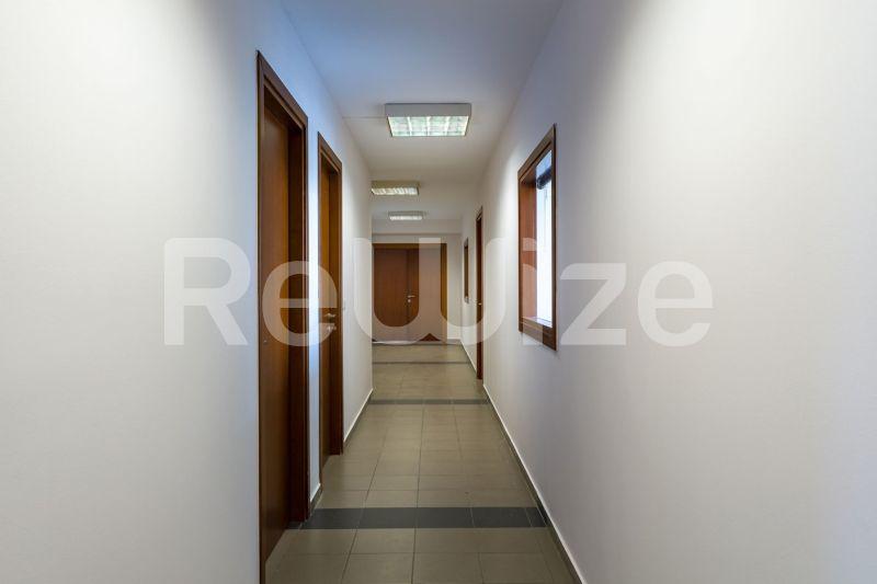 Photo 11,Διάδρομος,ΕΝΟΙΚΊΑΣΗ,Επαγγελματικό,Γραφείο,320τ.μ,€3,300,Πυλαία