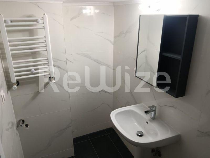 Photo 10,Μπάνιο,ΕΝΟΙΚΊΑΣΗ,Κατοικία,Διαμέρισμα,56τ.μ,€450,Ιπποκράτειο