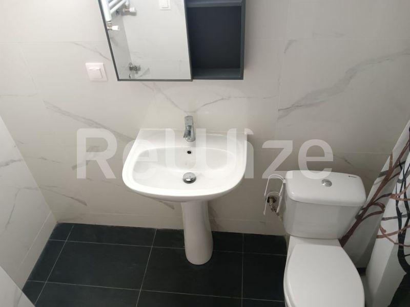 Photo 9,Μπάνιο,ΕΝΟΙΚΊΑΣΗ,Κατοικία,Διαμέρισμα,56τ.μ,€450,Ιπποκράτειο