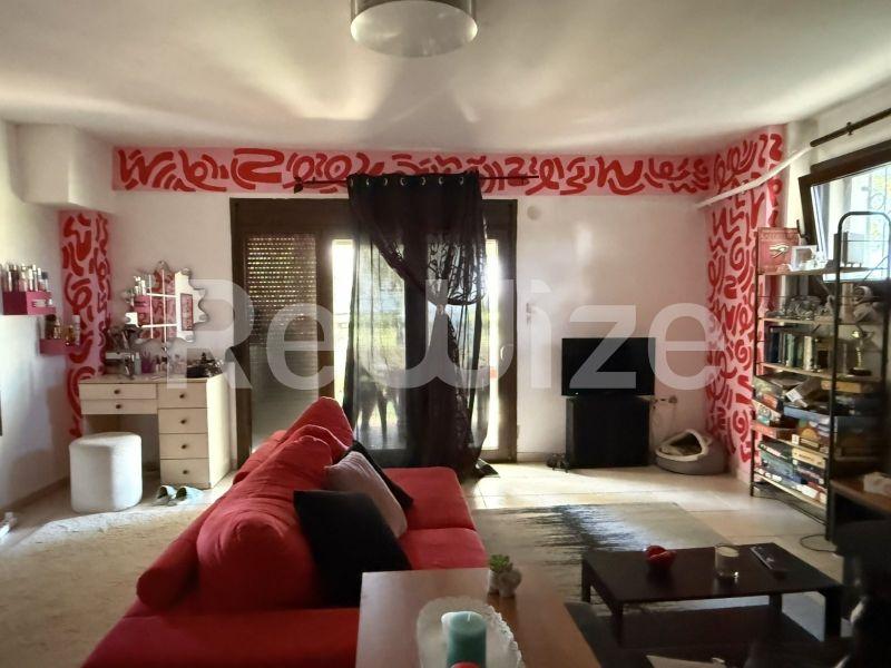 Photo 19,Living Room,SALE,Residency,Maisonette,210sqm,€450,000,Thermi