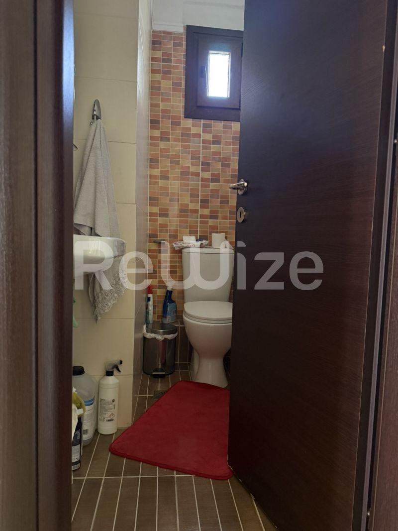 Photo 17,Bathroom,SALE,Residency,Maisonette,210sqm,€450,000,Thermi