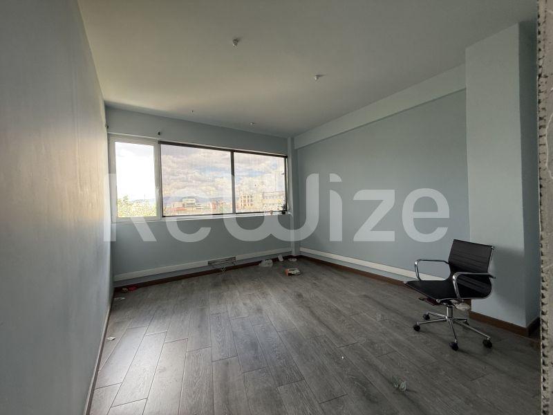 Photo 20,Υπνοδωμάτιο,ΕΝΟΙΚΊΑΣΗ,Επαγγελματικό,Γραφείο,300τ.μ,€3,000,Κεραμικός