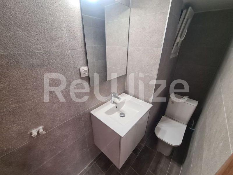 Photo 11,Μπάνιο,ΠΏΛΗΣΗ,Κατοικία,Διαμέρισμα,55τ.μ,€98,000,Άγιος Δημήτριος