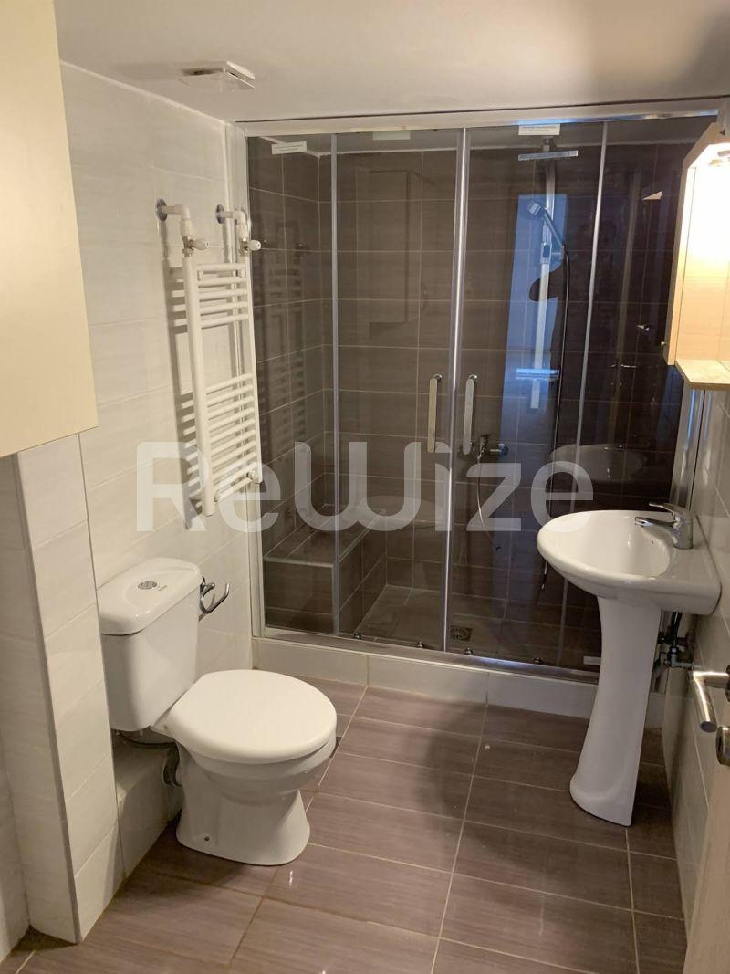 Photo 5,Bathroom,RENT,Residency,Apartment,100sqm,€750,Kentro Kalamarias