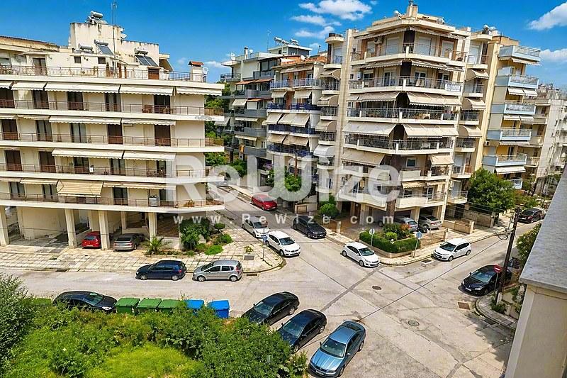 Διαμέρισμα 100 τ.μ. στην Καλαμαριά, πρόσοψη