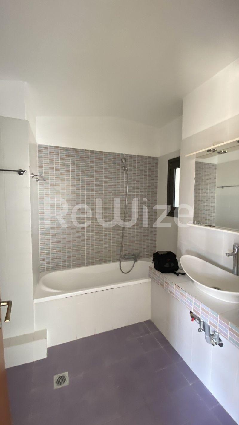Photo 26,Bathroom,SALE,Residency,Maisonette,140sqm,€375,000,Pylaia