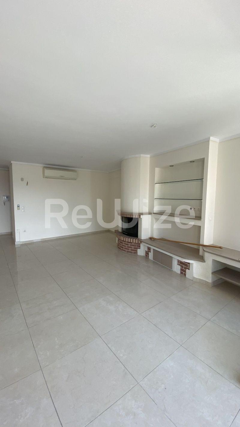 Photo 3,Living Room,SALE,Residency,Maisonette,140sqm,€375,000,Pylaia