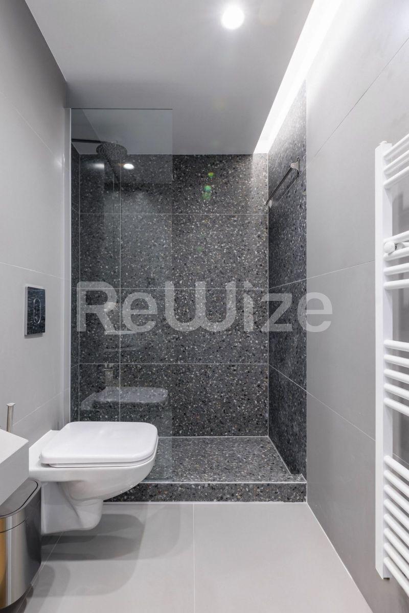 Photo 18,Bathroom,SALE,Residency,Apartment,55sqm,€248,000,Kentro Thessalonikis