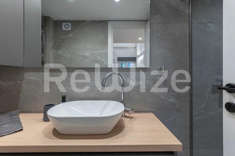 Photo 11,Μπάνιο,ΕΝΟΙΚΊΑΣΗ,Κατοικία,Λοφτ,30τ.μ,€530,Μαρτίου