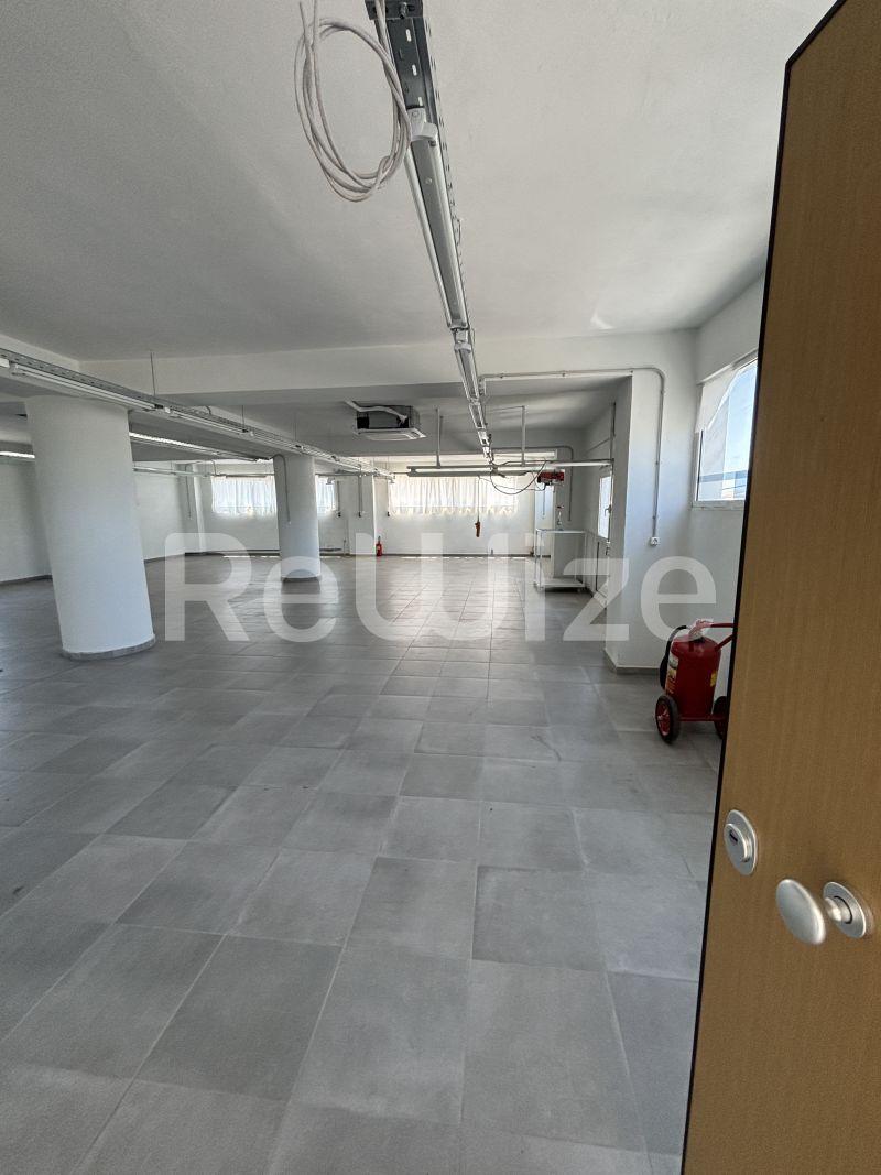 Photo 1,Αποθήκη,ΕΝΟΙΚΊΑΣΗ,Επαγγελματικό,Γραφείο,260τ.μ,€1,200,Θέρμη
