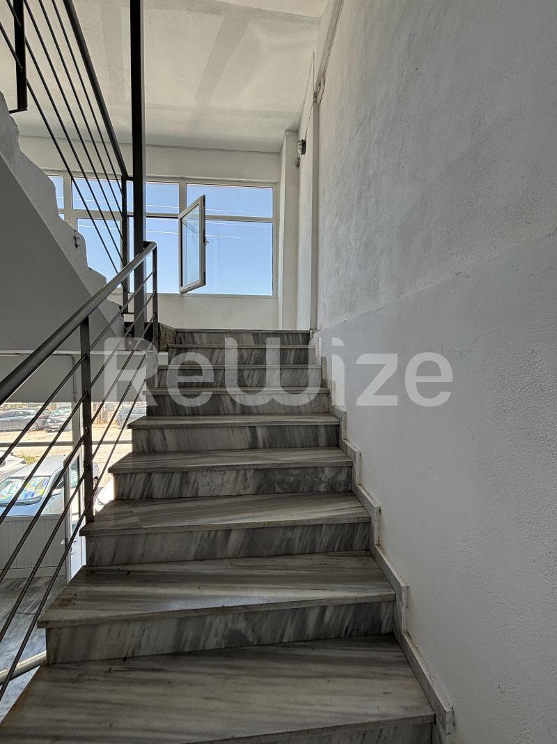 Photo 7,Πισίνα,ΕΝΟΙΚΊΑΣΗ,Επαγγελματικό,Γραφείο,260τ.μ,€1,200,Θέρμη