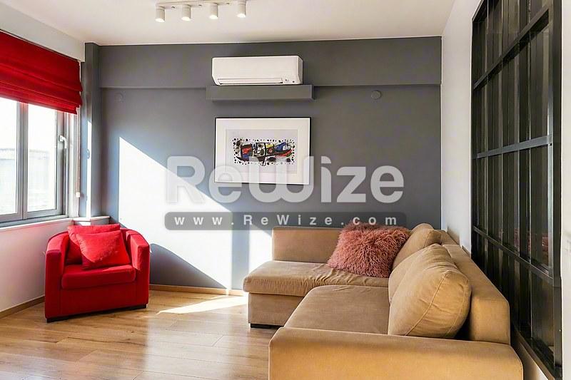 Building 160 m² in Thessaloniki, living room