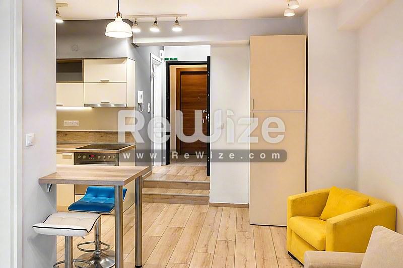 Building 160 m² in Thessaloniki, open-plan living area