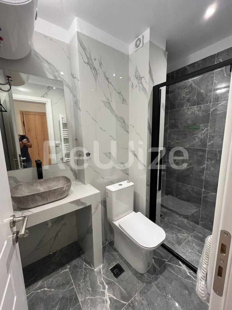 Photo 15,Μπάνιο,ΠΏΛΗΣΗ,Κατοικία,Διαμέρισμα,53τ.μ,€260,000,Εξάρχεια