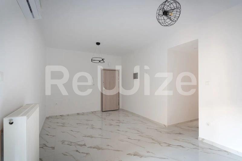 Photo 3,Living Room,SALE,Residency,Apartment,60sqm,€150,000,Neapoli