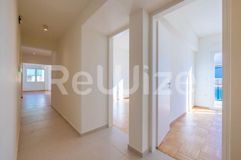 Photo 5,Corridor,SALE,Residency,Apartment,140sqm,€280,000,Kentro Athinon