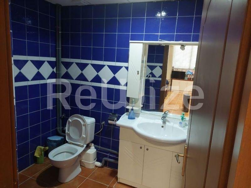 Photo 14,Μπάνιο,ΕΝΟΙΚΊΑΣΗ,Επαγγελματικό,Γραφείο,250τ.μ,€1,500,Καραμπουρνάκι