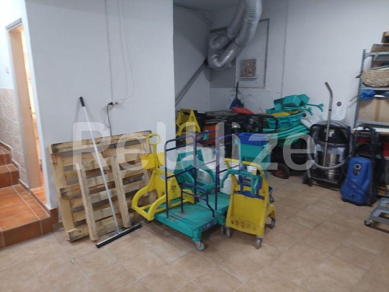 Photo 9,Αποθήκη,ΕΝΟΙΚΊΑΣΗ,Επαγγελματικό,Γραφείο,250τ.μ,€1,500,Καραμπουρνάκι