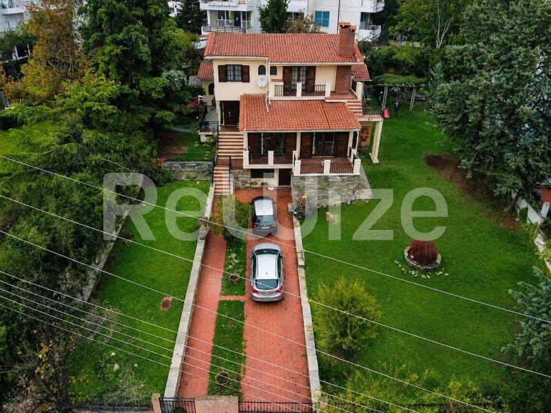 Photo 1,Outside,RENT,Residency,Maisonette,200sqm,€1,400,Panorama