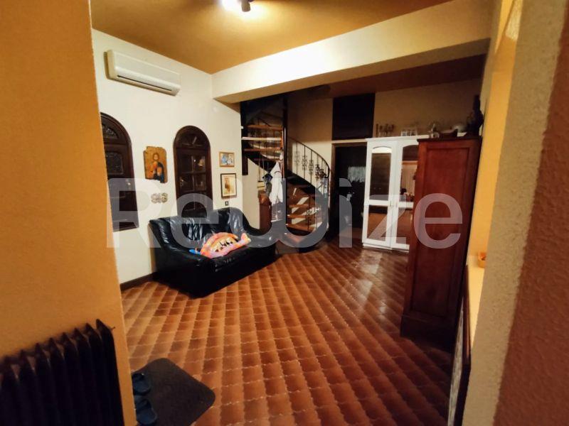 Photo 5,Kitchen,RENT,Residency,Maisonette,200sqm,€1,400,Panorama