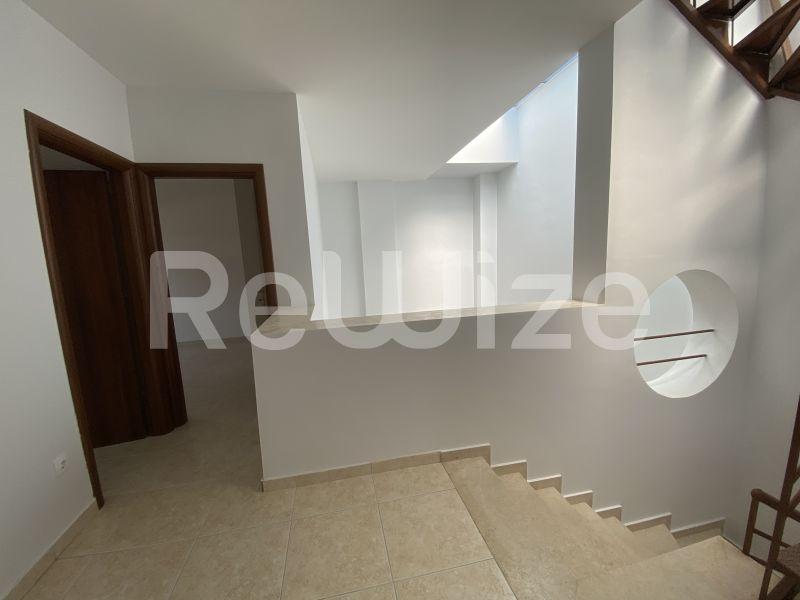 Photo 8,Corridor,RENT,Residency,Maisonette,175sqm,€650,Kardia