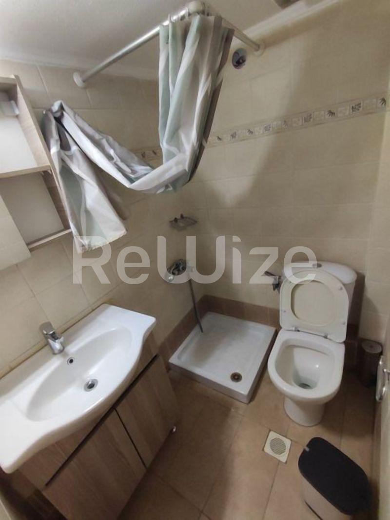 Photo 12,Bathroom,RENT,Residency,Studio,30sqm,€450,Ippokrateio