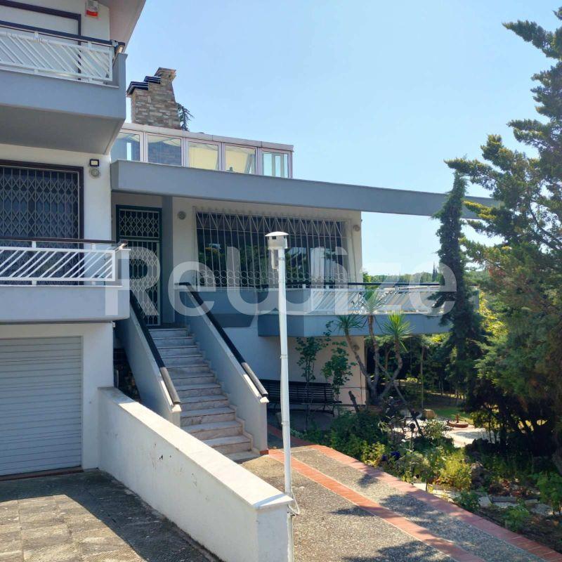 Photo 27,Outside,SALE,Residency,Detached house,330sqm,€550,000,Trilofos
