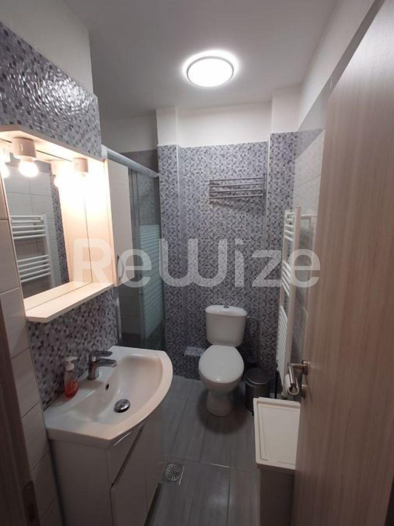 Photo 11,Μπάνιο,ΕΝΟΙΚΊΑΣΗ,Κατοικία,Διαμέρισμα,42τ.μ,€640,Κέντρο Θεσσαλονίκης