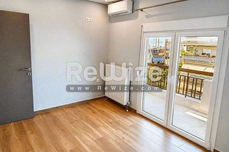 Apartment 103 m² in Thessaloniki, living room