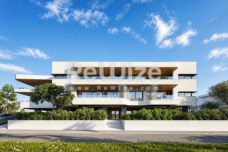 Apartment 124 m² in Thermi, facade