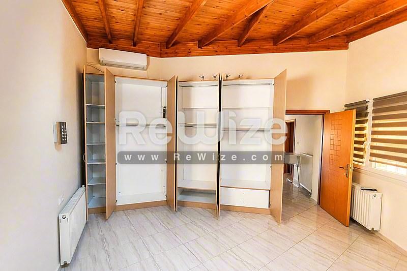 Apartment 165 m² in Kalamaria, bedroom