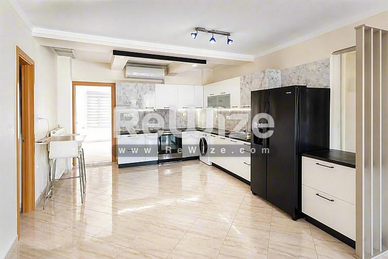Apartment 165 m² in Kalamaria, kitchen