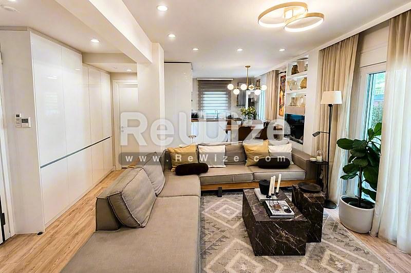 Apartment 95 m² in Neapoli-Sykies, living room