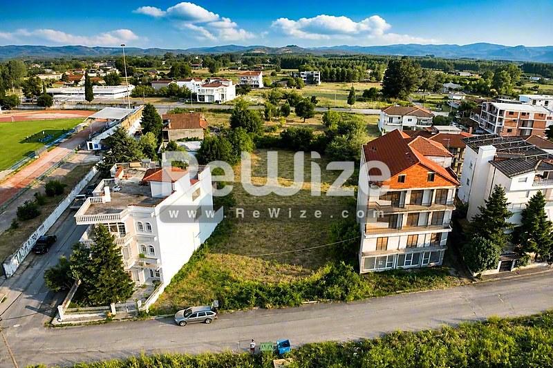 Οικόπεδο 2176 τ.μ. στην Αλμωπία, φωτογραφία 1