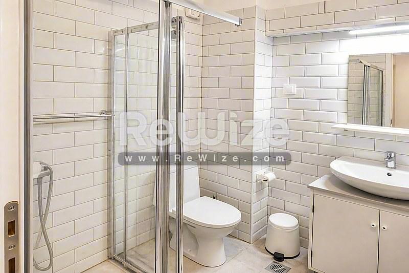 Apartment 40 m² in Thessaloniki, bathroom