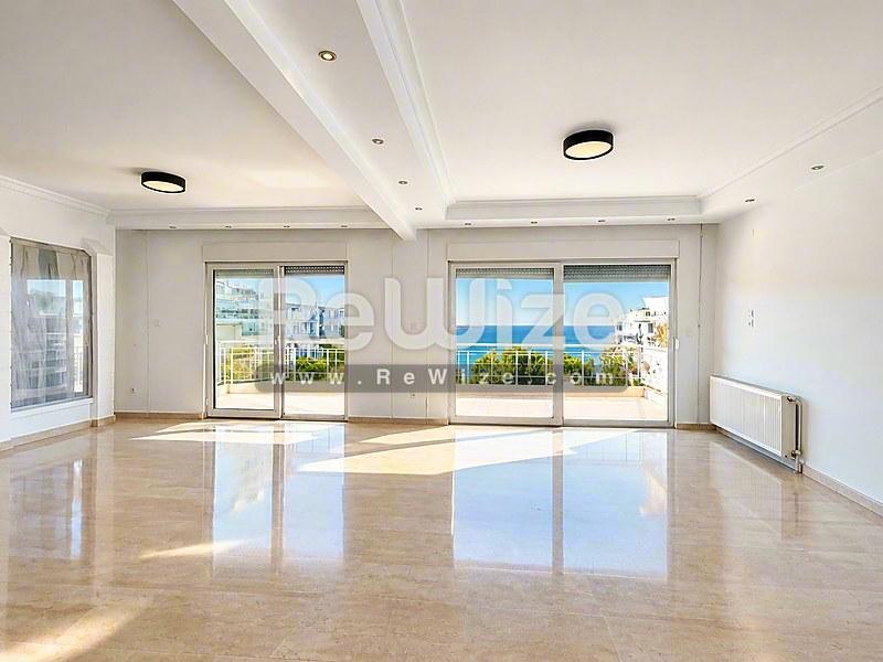 Apartment 200 m² in Thessaloniki, living room