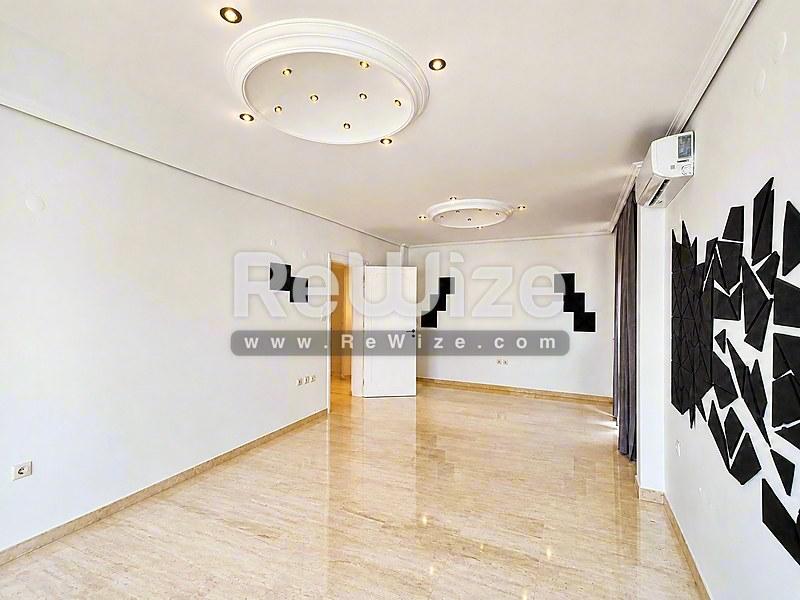 Apartment 200 m² in Thessaloniki, living room