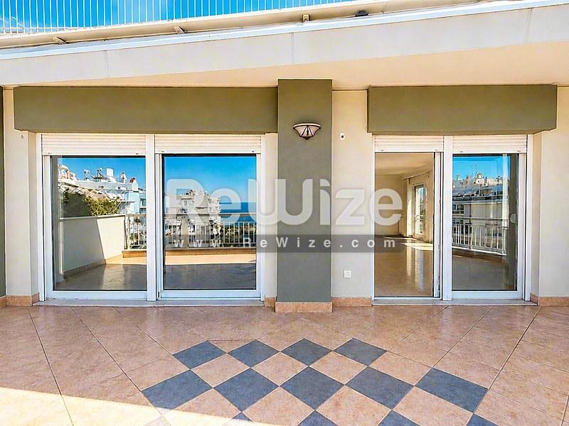 Apartment 200 m² in Thessaloniki, terrace