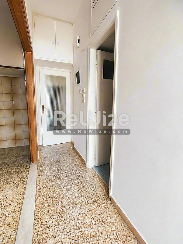 Διαμέρισμα 59 τ.μ. στην Αθήνα, διάδρομος