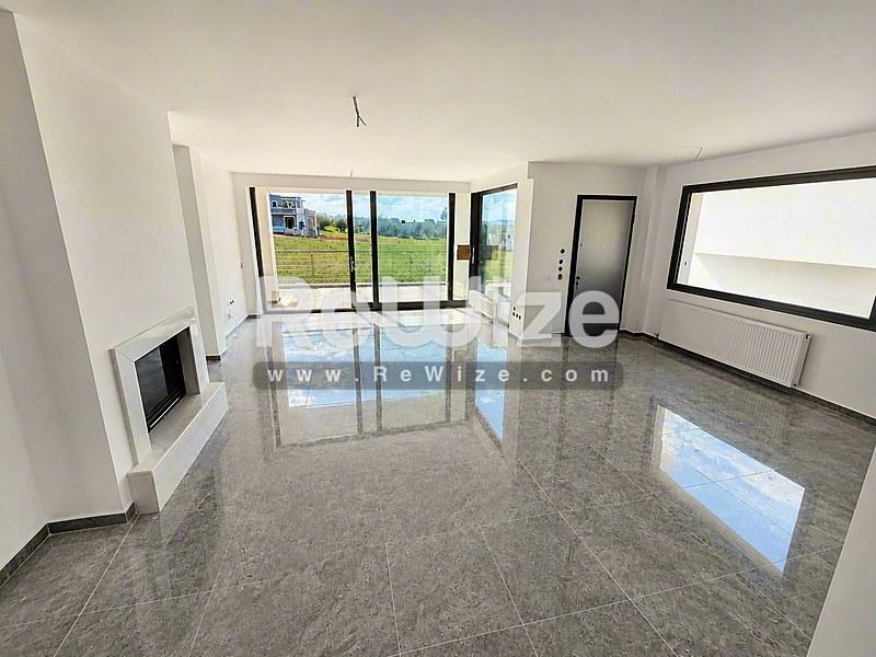 Maisonette 230 m² in Thermi, living room